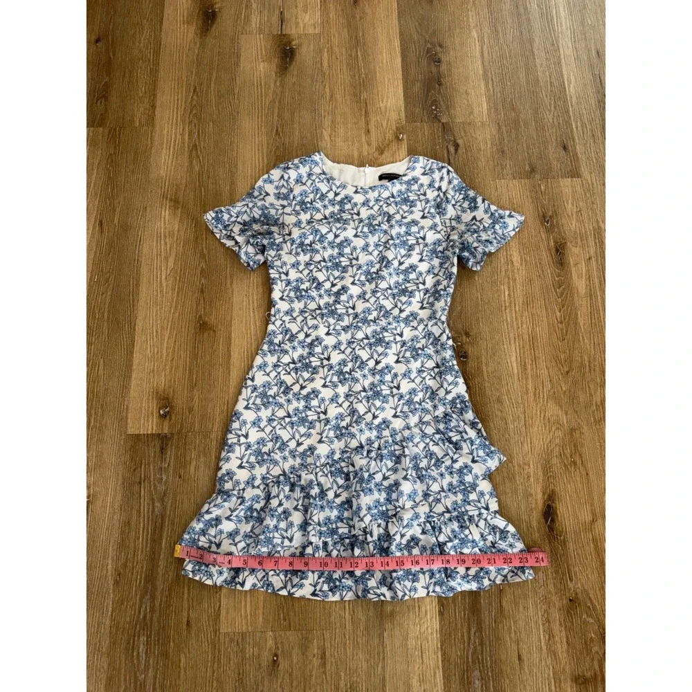 Banana Republic Floral Mini Dress Womens 0 Blue White Flutter Sleeve Ruffle Hem - Picture 6 of 9